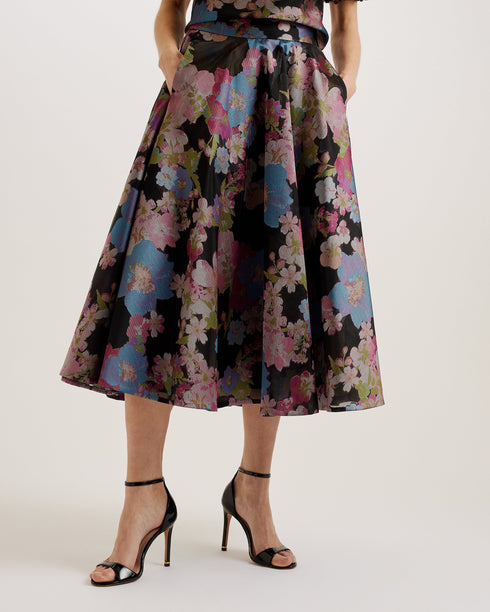 BURSA-Skirts-A bold jacquard floral design makes BURSA the ultimate statement skirt. Fitted at the waist and flaring out in an A-line silhouette, this midi skirt will bring fun and flounce to your looks every season. Keep it simple for spring with a plain t-shirt, or edge it up for winter with leather accessories. Midi skirt Jacquard floral design A-line silhouette Swing style Fitted waist Front pockets Hidden zip fastening- Ted Baker Romania